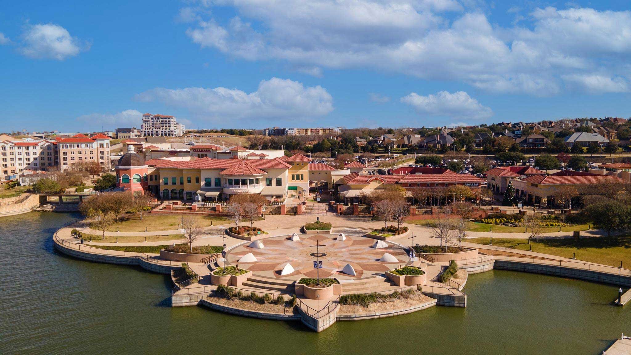 Dining at The Harbor Rockwall